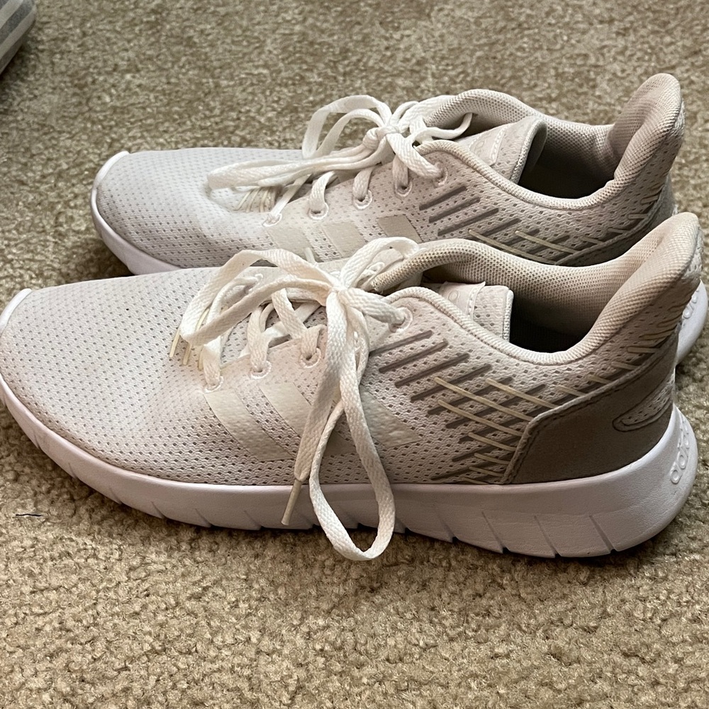 adidas Women's White and Gray Sneakers - Picture 6 of 6